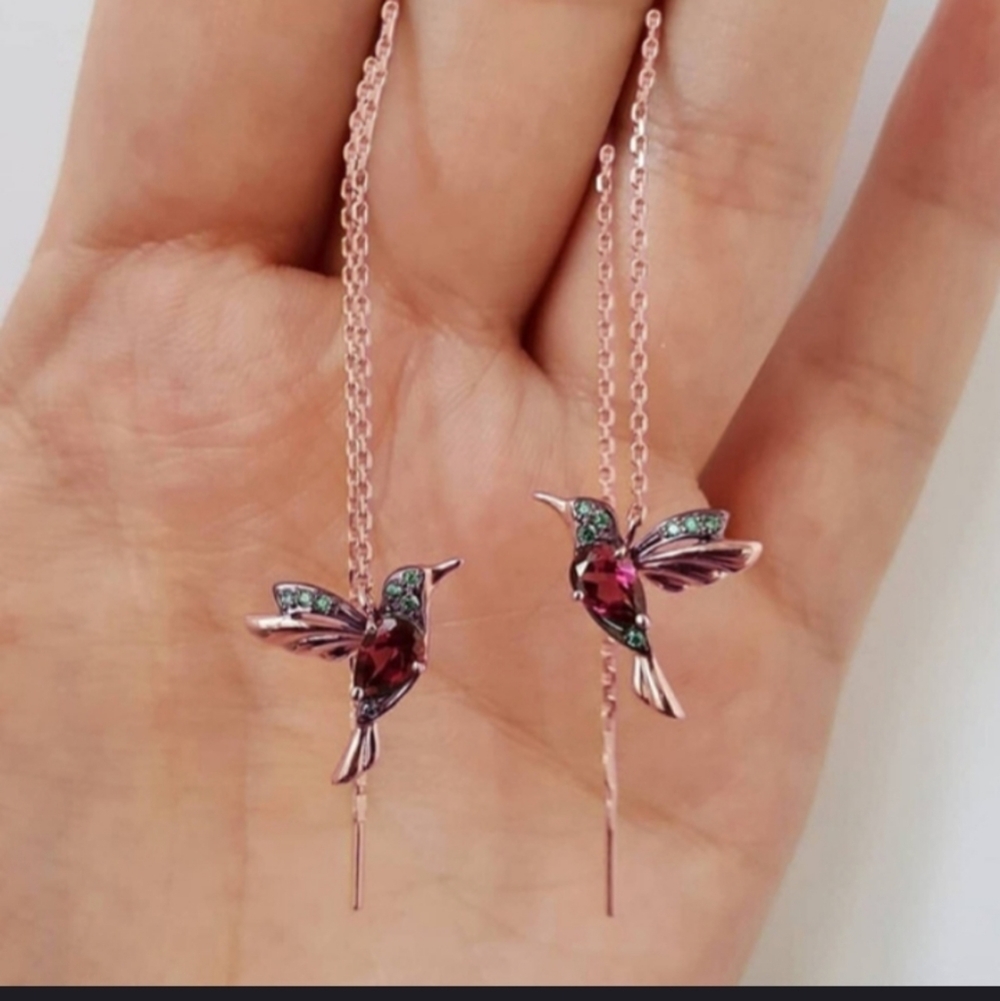 NWT Tiny Pink Hummingbird Chain Threader Earrings!
